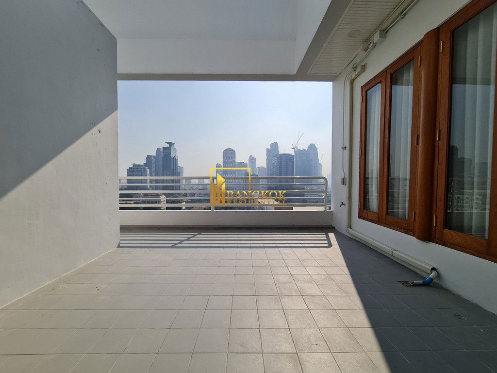 รูป Stunning 3 Bedroom Duplex Apartment in Thonglor Location - BR20783AP - รูปที่ 19/37