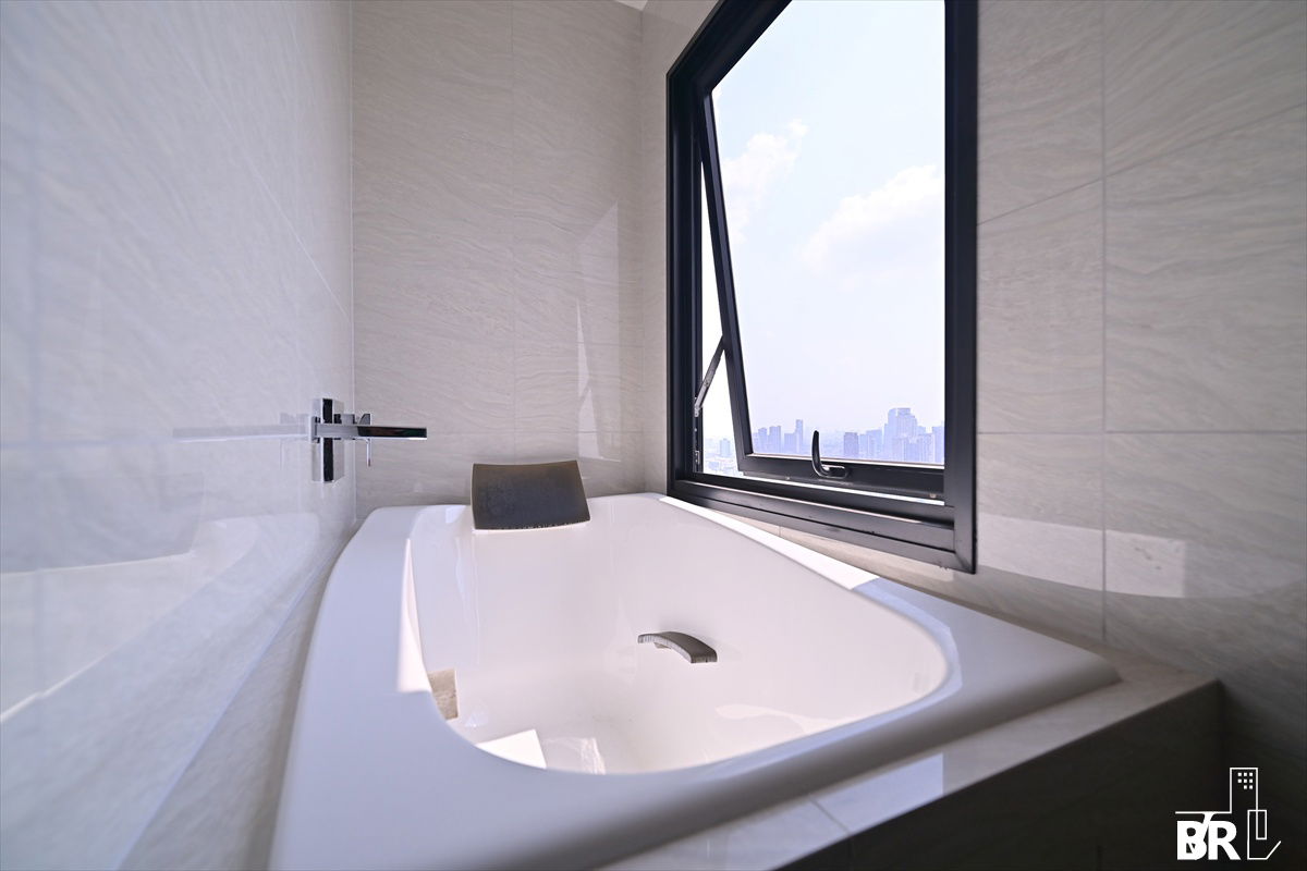 picture ✨ Maru Ekkamai 2 ✨ Stylish 2-Storey Duplex! Bright, Airy & Move-in Ready, near BTS Ekkamai - 11/12