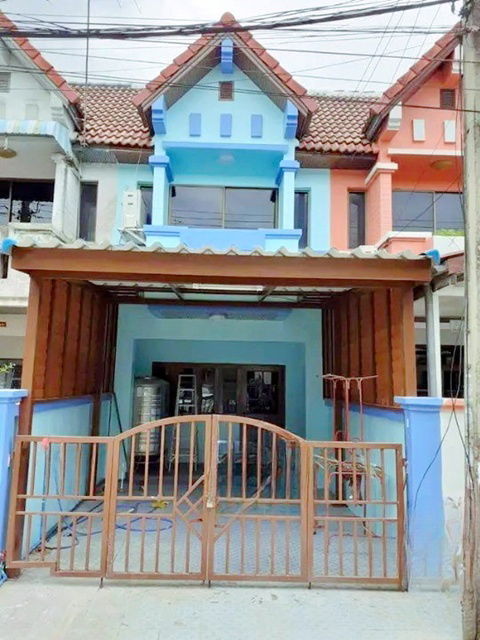 picture Soi Ramkhamhaeng180-186 MRT Minburi Market 1 km. Townhouse for rent 2-storey Ruamrudee Internationa - 2/8