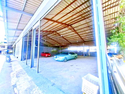 Factory for rent Bangkok : Rama 3-Yannawa intersection Bhumibol Bridge warehouse for rent 50 sq.wa. 200 sq.m. Chao Phraya River