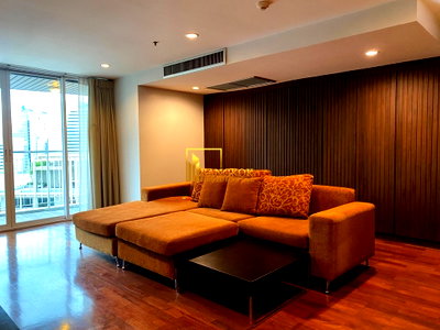 Condos for rent : Urbana Langsuan | Elegant 2 Bed Condo For Rent in Chidlom - BR2448CD