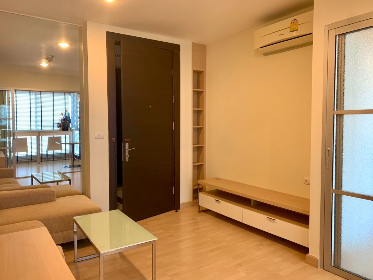 picture Condo for rent, 0 meters from MRT Ratchadaphisek, RHYTHM Ratchada, larger room, 46 sq m., near Rama 9, just 8 minutes. - 3/15