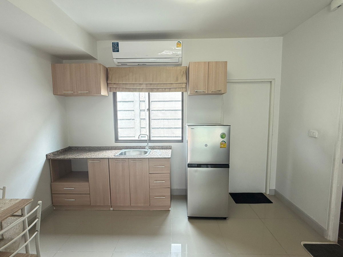 รูป #ให้เช่าทาวน์โฮม 2 ชั้นแนวเจ้าหญิง🦋 เฟอร์หรูหมู่บ้านพลีโน่ พหลโยธิน-รังสิต แต่งสวยเฟอร์ครบ 3 ห้องนอน 2 ห้องน้ำ ที่จอดรถ 3 - รูปที่ 10/17