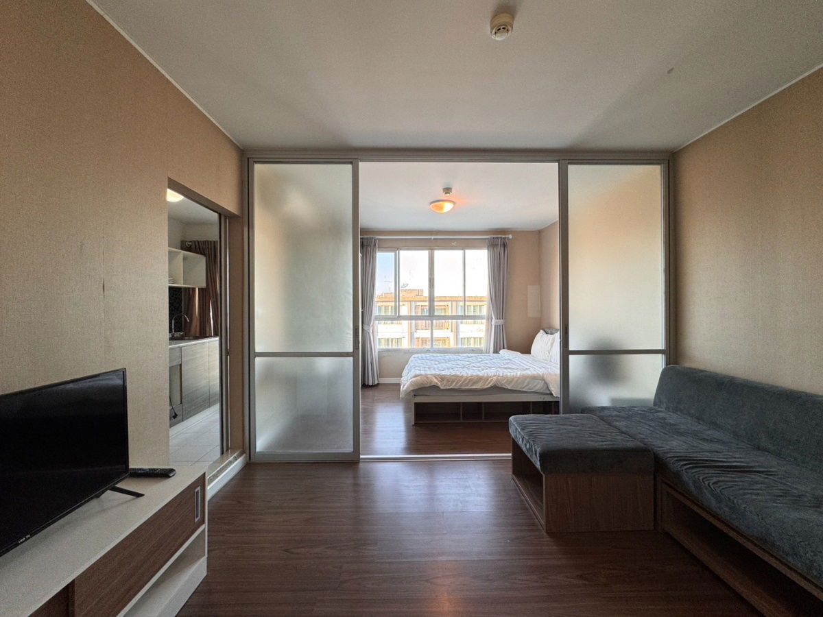 picture 🌟 Great Deal Alert at D Nim Condo! - 14/15