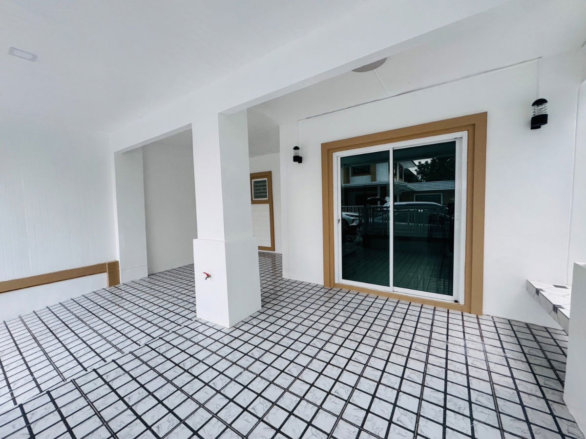 รูป ขายทาวน์เฮ้าส์ 2 ชั้น หลังริม มีระเบียงด้านข้าง พฤกษา18/1 ซอยแก้วอินทร์ บางใหญ่ ตกแต่งใหม่พร้อมอยู่ รับลม ชมบรรยากาศ ราคาเพียง 2,890,000 บาท ฟรีโอน - รูปที่ 6/23