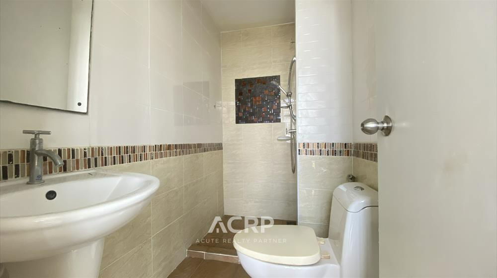 picture Townhome for sale, corner unit, Gusto Rama 2, good quality from Quality House, good location. - 7/13