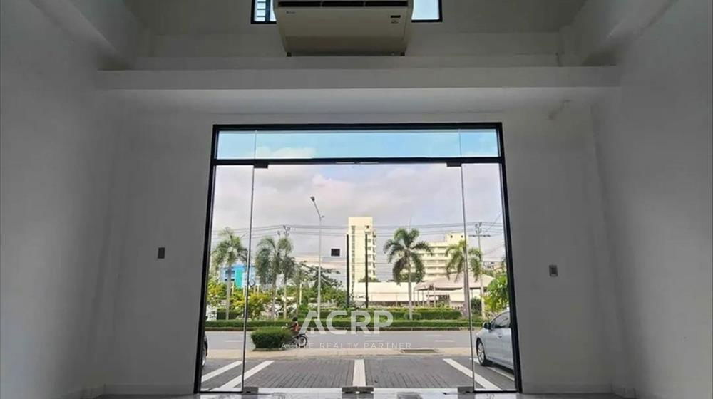 picture Modern 3.5-story home office for rent at H-Cape Biz Sector On Nut - Sukhapiban 2, on the main road. - 4/12