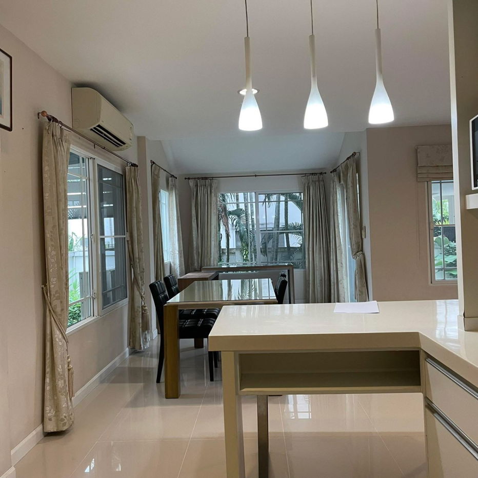 picture House for Rent – Mantana Rama 9–Srinakarin (Krungthep Kreetha 7) Prime location on the main road, Fully furnished with 5 air conditioners - 19/20