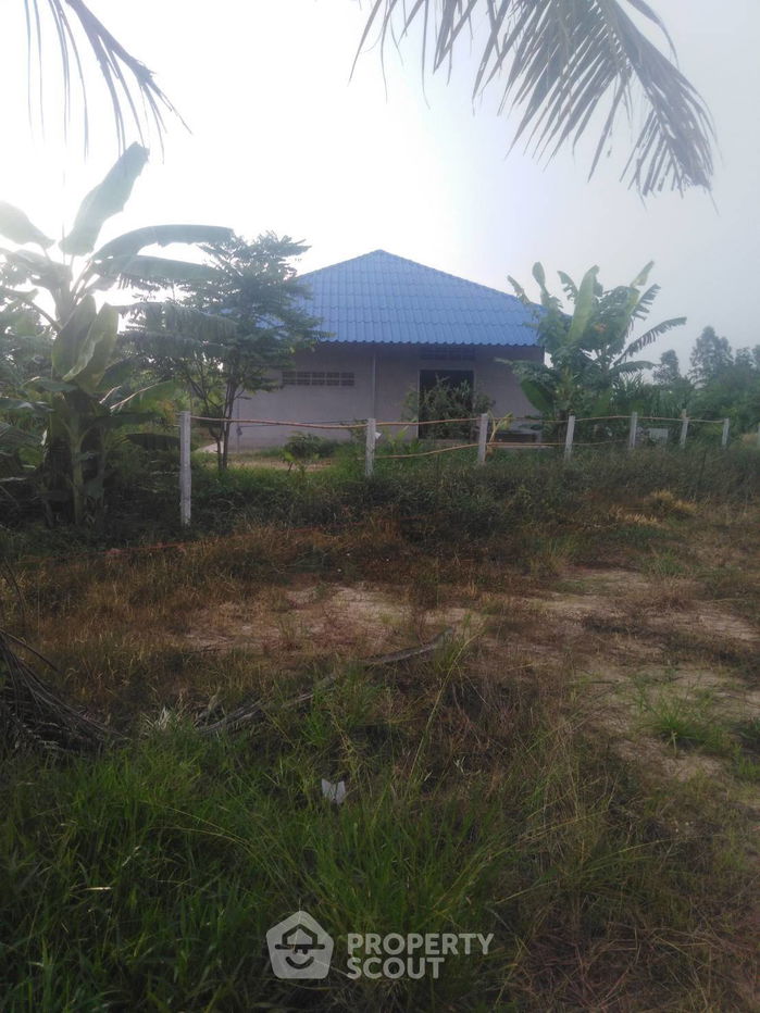 picture 3,472 m² Land for Sale in Phanat Nikhom (ID 2296665) - 1/8