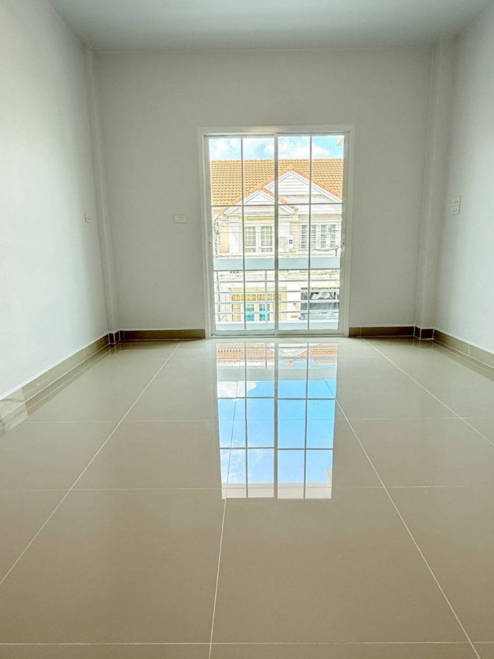 รูป ขายทาวน์เฮ้าส์ 2 ชั้น ทิพย์พิมานการ์เด้น บ้านกล้วย–ไทรน้อย ตกแต่งใหม่ สวยพร้อมอยู่ แถมแอร์ 2 เครื่อง เฟอร์นิเจอร์ครบเซ็ต ราคา 2.19 ล้านบาท ฟรีโอน - รูปที่ 10/14