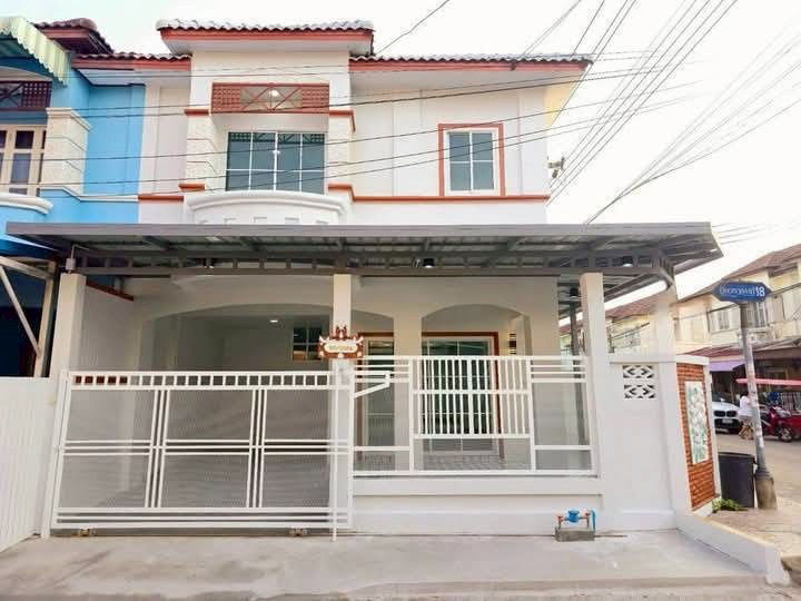 รูป ขายบ้าน ปิยวรารมย์ เฟส 1 ถนนบางกรวย-ไทรน้อย ทาวน์เฮาส์ 2 ชั้น หลังมุม ตกแต่งใหม่ ถนนเมนกว้าง 12 เมตร ราคาเพียง 2,590,000 บาท ฟรีโอน - รูปที่ 19/19