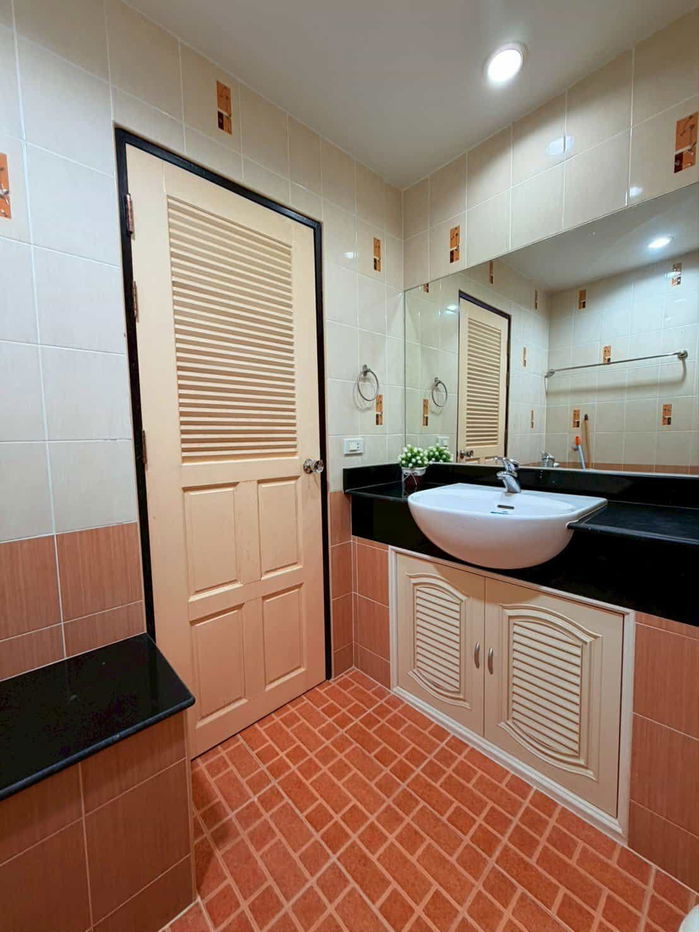 picture For Sale Pattaya condo View Talay 1 - Studio Accept Foreigner Quota (Good Price) - 13/14