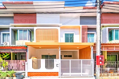 ทาวน์โฮม แม็คโคร บางบัวทอง : 🏡 ทาวน์เฮ้าส์ 2 ชั้น ทำเลทองต้นโครงการ หมู่บ้านบัวทองธานี เฟส 17 ตกแต่งใหม่พร้อมอยู่ ใกล้รถไฟฟ้า MRT คลองบางไผ่ เพียง 2.19 ล้าน ฟรีโอน