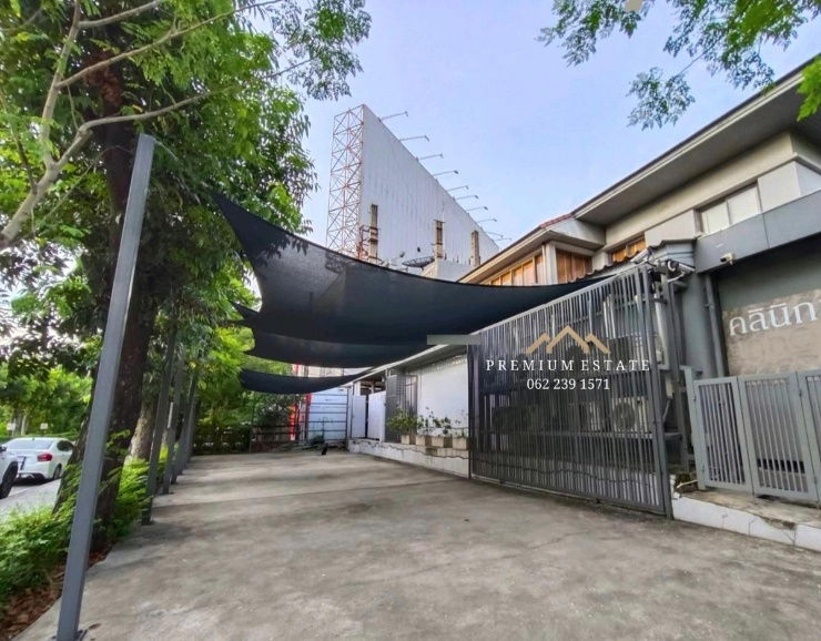 picture Clinic for Sale near Ekkamai-Ramindra Road - 17/18