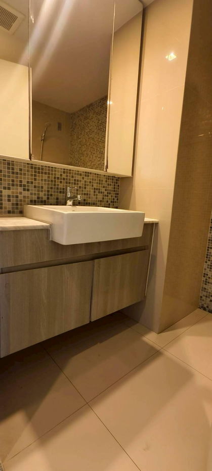 picture For rent: V Condo Ekkamai-Ramintra, next to the expressway market. - 9/11