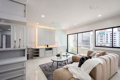 🚩 For Sell Condo SARANJAI MANSION Building 1, Floor 13,2 bed room, Room size 117 sqm