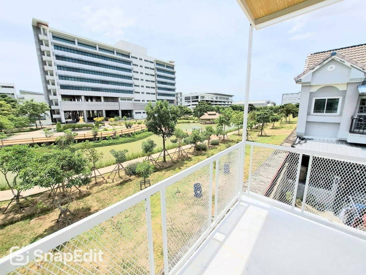 รูป ขายทาวน์เฮ้าส์ 2 ชั้น หมู่บ้านศุภกร ถนนบางกรวย-ไทรน้อย 18 ตารางวา ราคาเพียง 1,790,000 บาท ฟรีโอน - รูปที่ 5/20