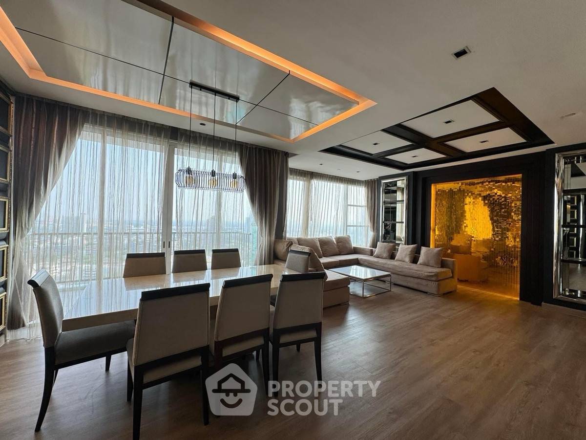 picture 3-BR Condo at Fullerton Sukhumvit near BTS Ekkamai (ID 2450278) - 5/20