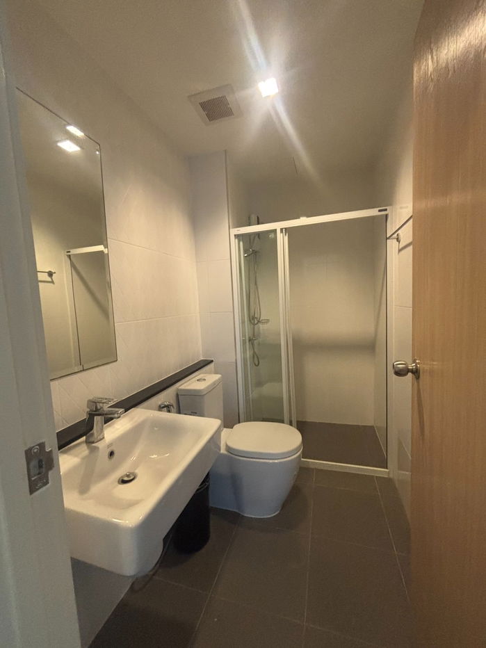 picture Knightsbridge Sky River Ocean Condo for rent - 8/10