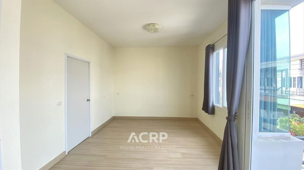 picture Townhome for sale, corner unit, Gusto Rama 2, good quality from Quality House, good location. - 3/13