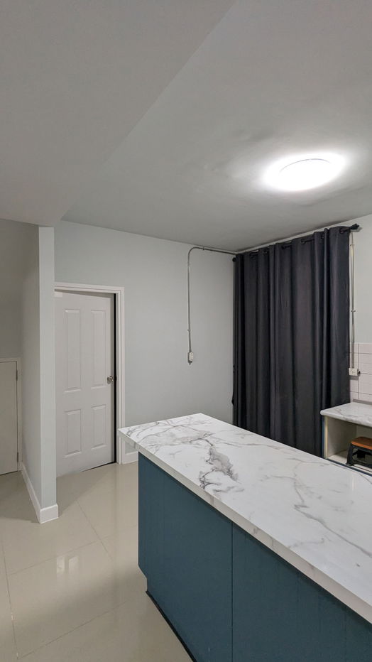 รูป ขายบ้านทาวน์โฮม 2 ชั้น 32 ตารางวา หลังริม มีพื้นที่ด้านข้างบ้าน - รูปที่ 28/32