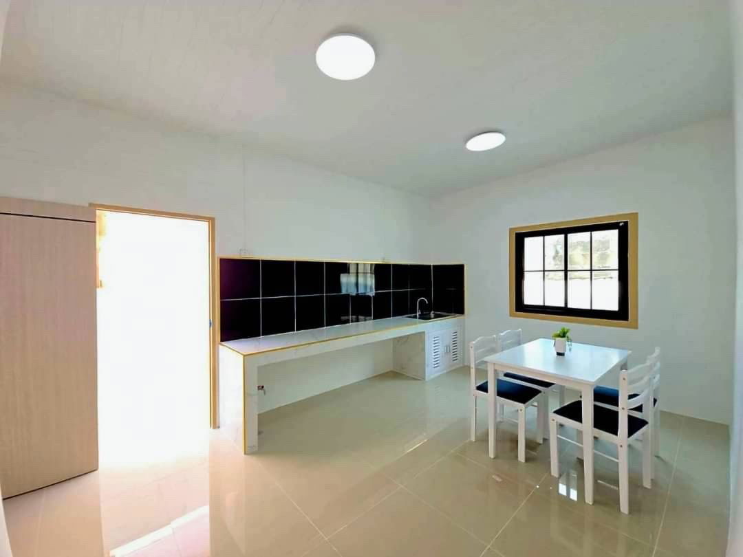 รูป ขายทาวน์เฮาส์ชั้นเดียว หมู่บ้านอาสาเฮ้าส์5 ซอยกันตนา บางใหญ่ ตกแต่งใหม่พร้อมอยู่ มีระเบียงชมวิว ฟรีเฟอร์นิเจอร์ ราคาเพียง 2,190,000 บาท ฟรีโอน - รูปที่ 8/20