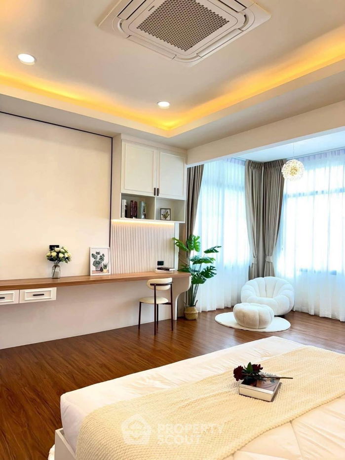 รูป วิลล่า 4-ห้องนอน ใกล้ เมืองพัทยา (ID 2449661) - รูปที่ 23/40