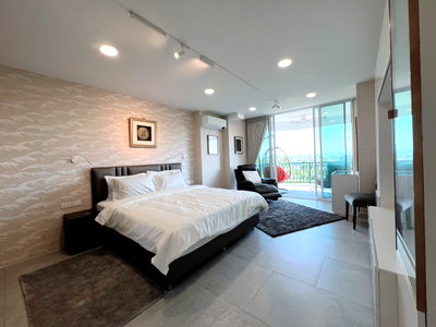 Condos for sale 700 Year Sports Arena Chiang Mai : For Sale: Hillside Condo 4, 3 Bedrooms, 2 Bathrooms, 135 sq.m., 14th Floor, near One Nimman (ID:11245CS)