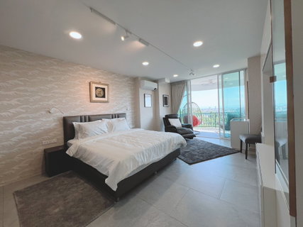 For Sale: Hillside Condo 4, 3 Bedrooms, 2 Bathrooms, 135 sq.m., 14th Floor, near One Nimman (ID:11245CS)