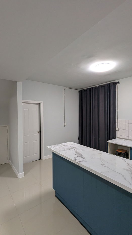 รูป ขายบ้านทาวน์โฮม 2 ชั้น 32 ตารางวา หลังริม มีพื้นที่ด้านข้างบ้าน - รูปที่ 30/32