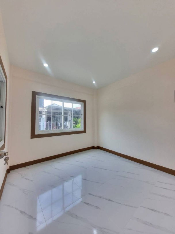 รูป ขายทาวน์เฮ้าส์ชั้นเดียว หมู่บ้านพฤกษา3 ถนนวัดลาดปลาดุก บางบัวทอง ตกแต่งใหม่พร้อมอยู่ มีเฟอร์นิเจอร์พร้อมอยู่ ราคาเพียง 1,890,000 บาท ฟรีโอน - รูปที่ 15/20