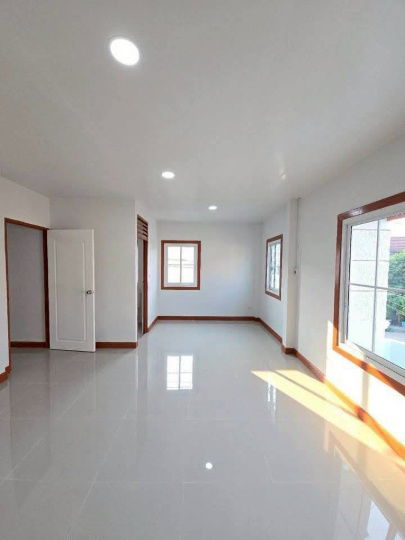 รูป ขายบ้าน ปิยวรารมย์ เฟส 1 ถนนบางกรวย-ไทรน้อย ทาวน์เฮาส์ 2 ชั้น หลังมุม ตกแต่งใหม่ ถนนเมนกว้าง 12 เมตร ราคาเพียง 2,590,000 บาท ฟรีโอน - รูปที่ 17/19