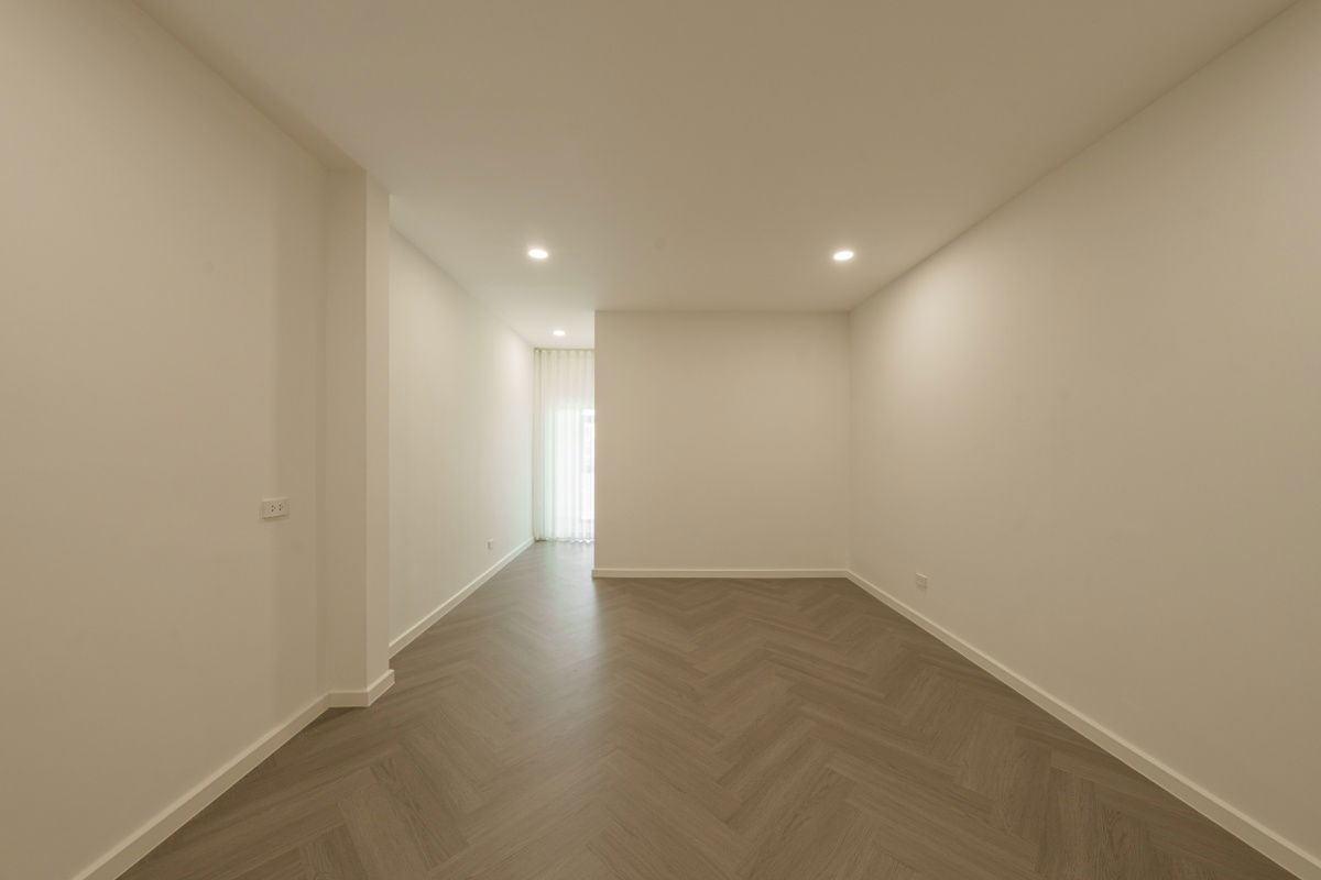 รูป S909 [ขาย] Modern French Classic Townhome 💰 ราคาเพียง 13.59 ล้านบาท 📍BTS พระโขนง และ BTS เอกมัย - รูปที่ 23/27