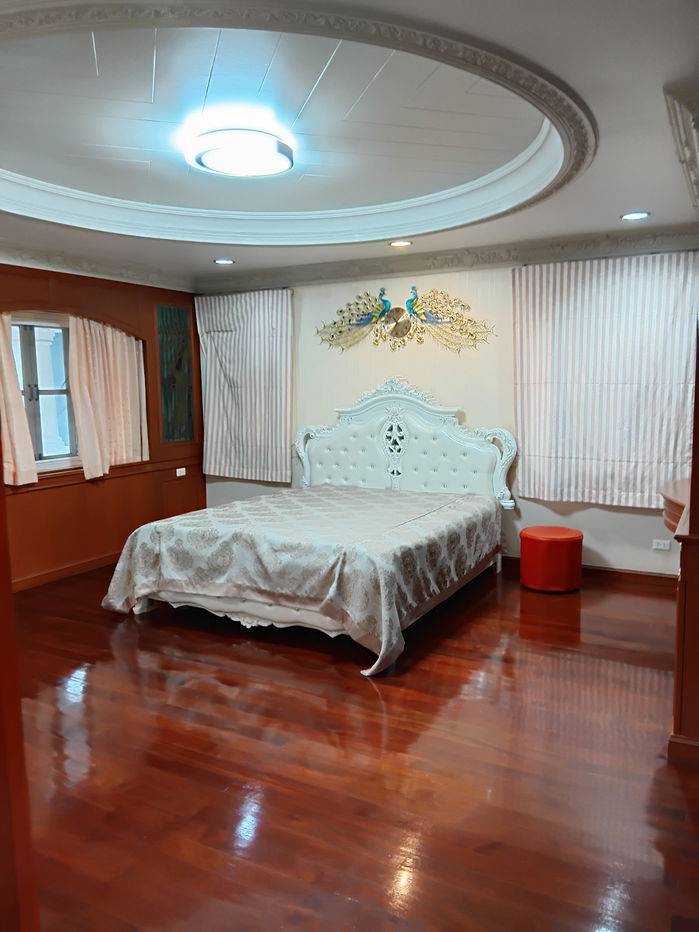 picture ON251102 For Sale: Large 2-Story Detached House in MANTANA-Suan Luang Rama IX Village - 16/23