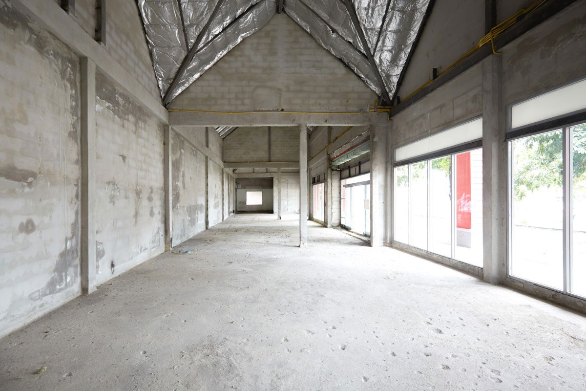 picture Retails space for Rent at iPLACE Business Park, Laem Chabang Located in a prime area near major industrial zones, Laem Chabang Deep Sea Port - 6/35