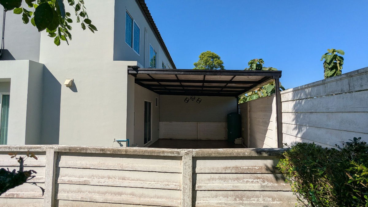 รูป ขายบ้านทาวน์โฮม 2 ชั้น 32 ตารางวา หลังริม มีพื้นที่ด้านข้างบ้าน - รูปที่ 4/32