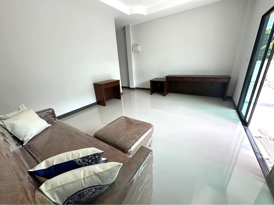 รูป ให้เช่าบ้านเดี่ยวชั้นเดียว 3 ห้องนอน 2 ห้องน้ำ 1 ห้องครัว 1 ที่จอดรถ - รูปที่ 4/12