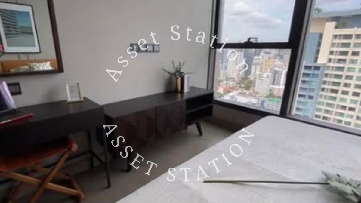 รูป พร้อมเช่า THE ESSE at SINGHA COMPLEX คอนโดหรูแต่งสวย ใกล้ MRTเพชรบุรี ราคานี้ลดได้อีก - รูปที่ 3/10