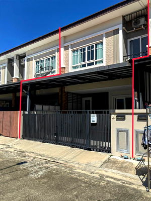 Townhouses for sale Khlong Sam Wa : Below Market Price! Townhome for Sale – The Passage Ramintra–Khubon  Well-maintained • No structural issues • Move-in ready