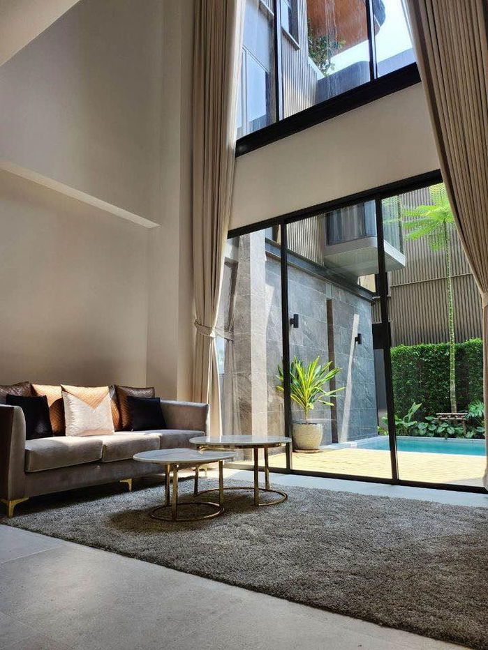 picture 3-storey Home "BUGAAN Rama 9 - MengJai" with elevator 4 bed 5 bath 522 Sq.m.  Pet Friendly Rent 350K Fully Furnished - 2/37