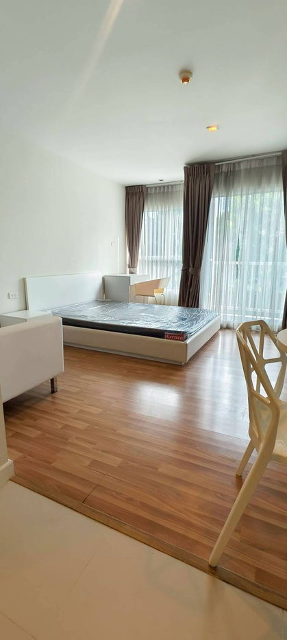 picture For rent: V Condo Ekkamai-Ramintra, next to the expressway market. - 1/11