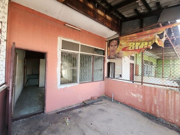 picture FOR SALE  COMMERCIAL BUILDING PROPERTY  4900000 BAHT. - 7/8