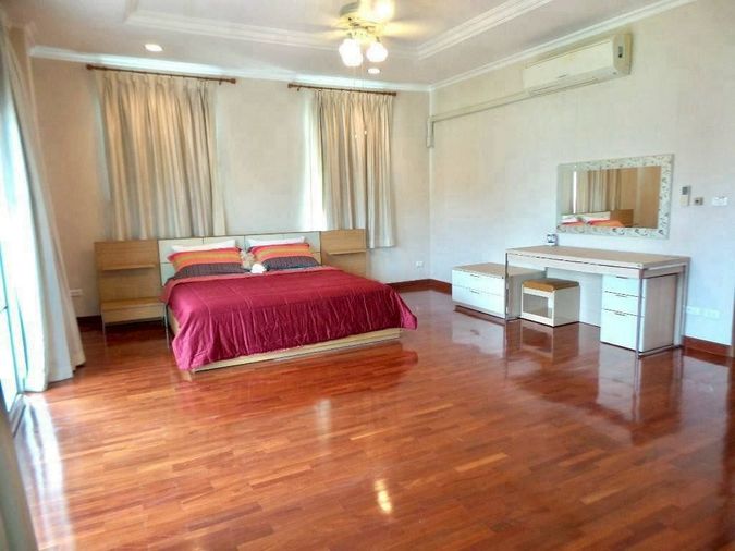 LB098 ให้เช่า บ้านเดี่ยว 2 ชั้น หมู่บ้านลุมพินี สวนหลวง ร.9  บ้านเดี่ยวสวย พร้อมอยู่ บนทำเลเงียบสงบ และสิ่งอำนวยความสะดวกครบครัน