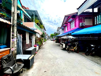 ทาวน์โฮม ตลาดเซฟวัน โก : ขายพร้อมผู้เช่าทาวน์เฮ้าส์ 2 ชั้น  พหลโยธิน58 แยก73 หมู่บ้านแอนเน็กซ์ แค่ 8.3แสนเองนะ บ้านตามสภาพ ทำไม่เยอะ พื้นที่ 9.30 ตรว. แค่300เมตรถึงถนนพหลโยธิน