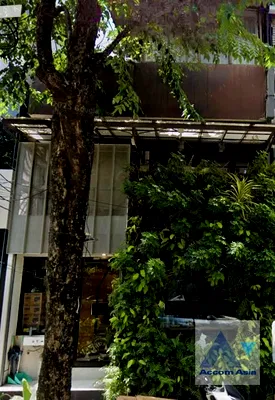 เช่าทาวน์โฮม ประตูน้ำ : 🔼🔽 AccomA 📩 Home Office 3 BR Townhouse in  Lumphini (AA45095)