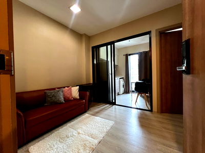 คอนโดให้เช่า : ด่วน ให้เช่า คอนโด เลต มิสท์ พระราม 9 ใกล้ MRT พระราม 9 เฟอร์นิเจอร์ครบ 