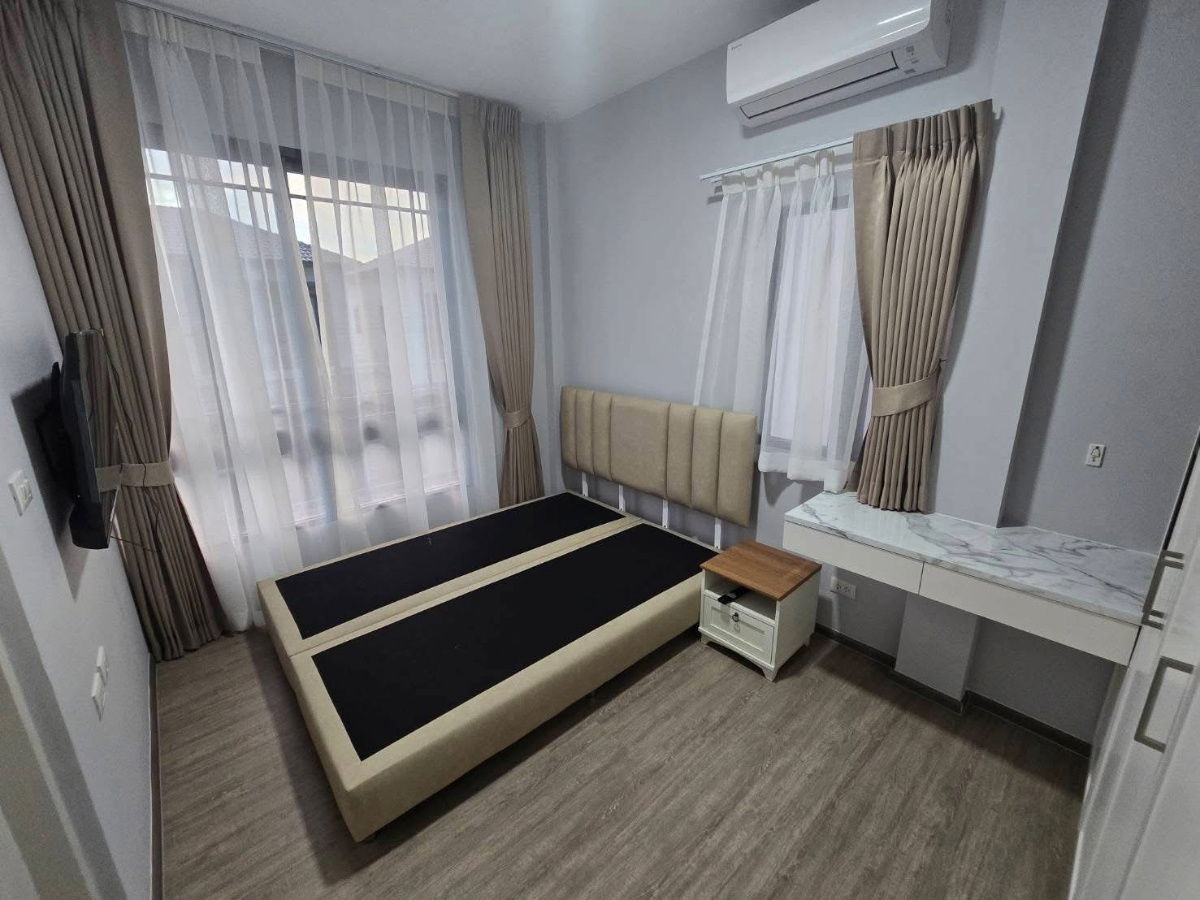 รูป 🏡 บ้านเดี่ยวหรู พร้อมเข้าอยู่ | Grande Pleno สุขุมวิท–บางนา 3 ห้องนอน 4 ห้องน้ำ บ้านใหม่ตกแต่งสไตล์ Classic Luxury - รูปที่ 16/17