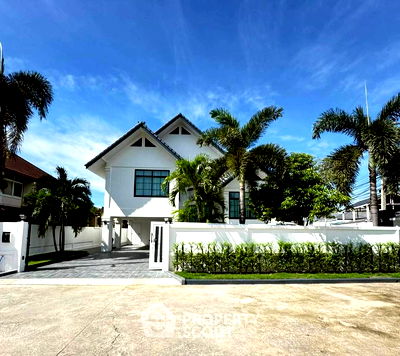 บ้านเดี่ยว ชลบุรี : วิลล่า 4-ห้องนอน ใกล้ เมืองพัทยา (ID 2449661)