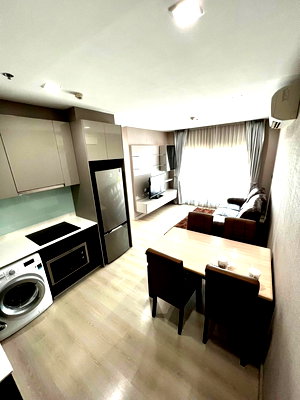 Condos for sale Vichaiyut Hospital  : The Signature by                URBANO 