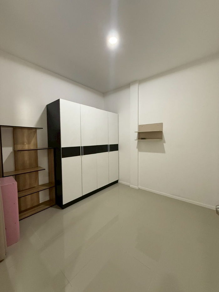 รูป #ทาวโฮมส์2ชั้น เช่าและปล่อยขาย  มี 3 ห้องนอน​ 3 ห้องน้ำ นิมิตใหม่ 13/1  ราคาเช่า15,000-. เดือน​  พาทาโกเนีย รามอินทรา-นิมิตใหม่   - รูปที่ 16/20